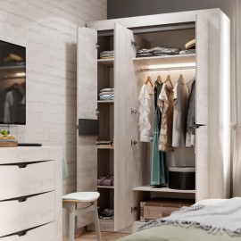 Шкаф трёхстворчатый "Леонардо" ШК-35